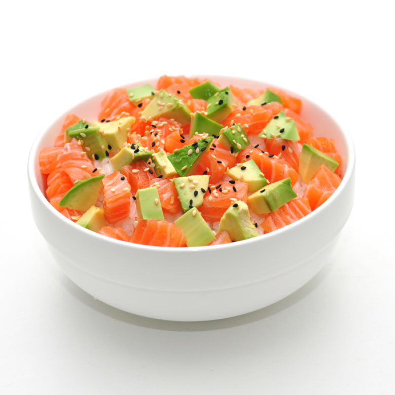 E20.Tartare saumon avocat  sur salade de choux